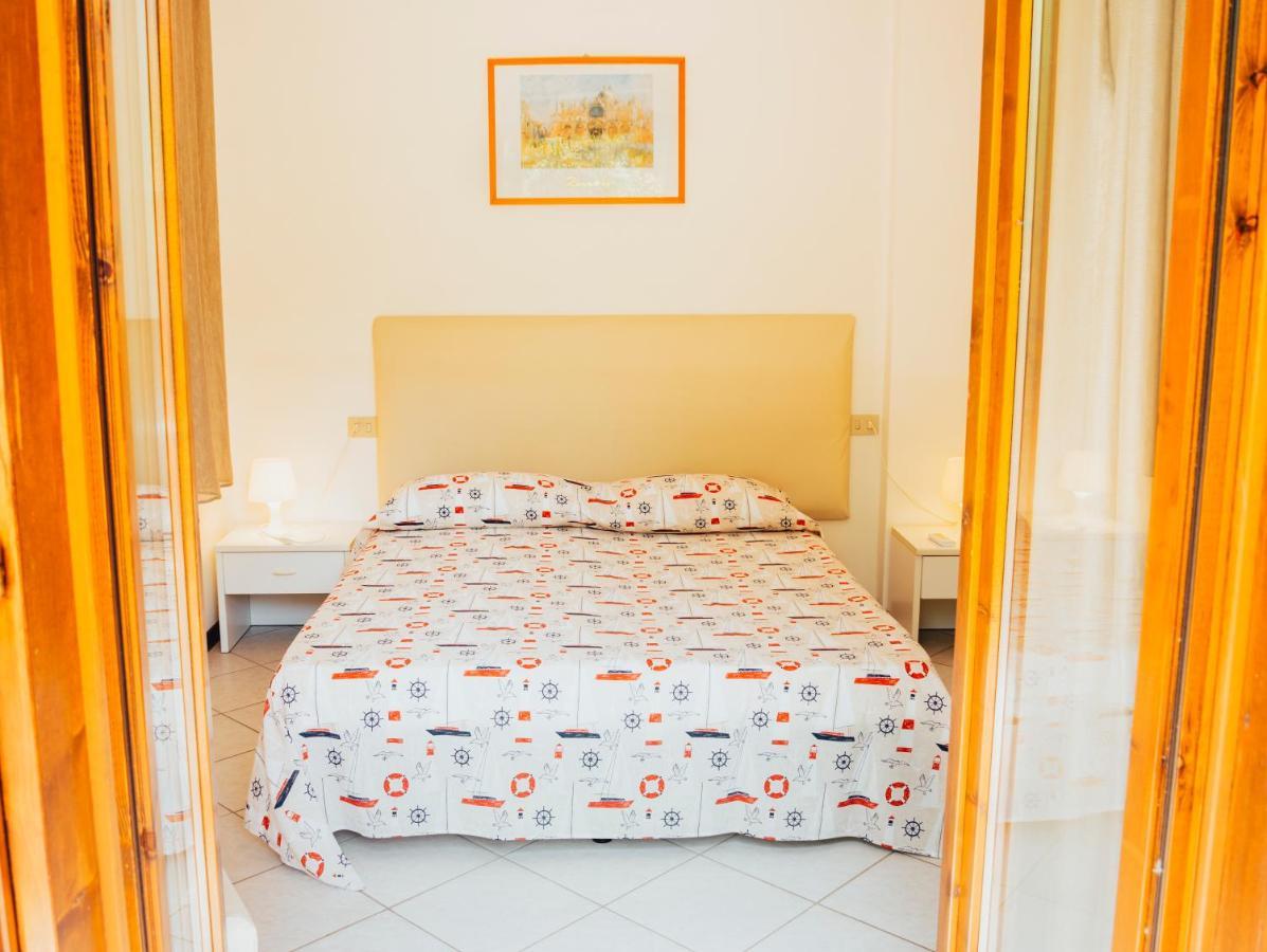 Hotel Villa Rosa ปอร์โตอัซซูร์โร ภายนอก รูปภาพ